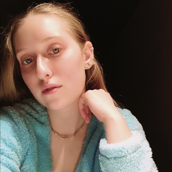 Meet your Posher, Brianna - Picture 1 of 1